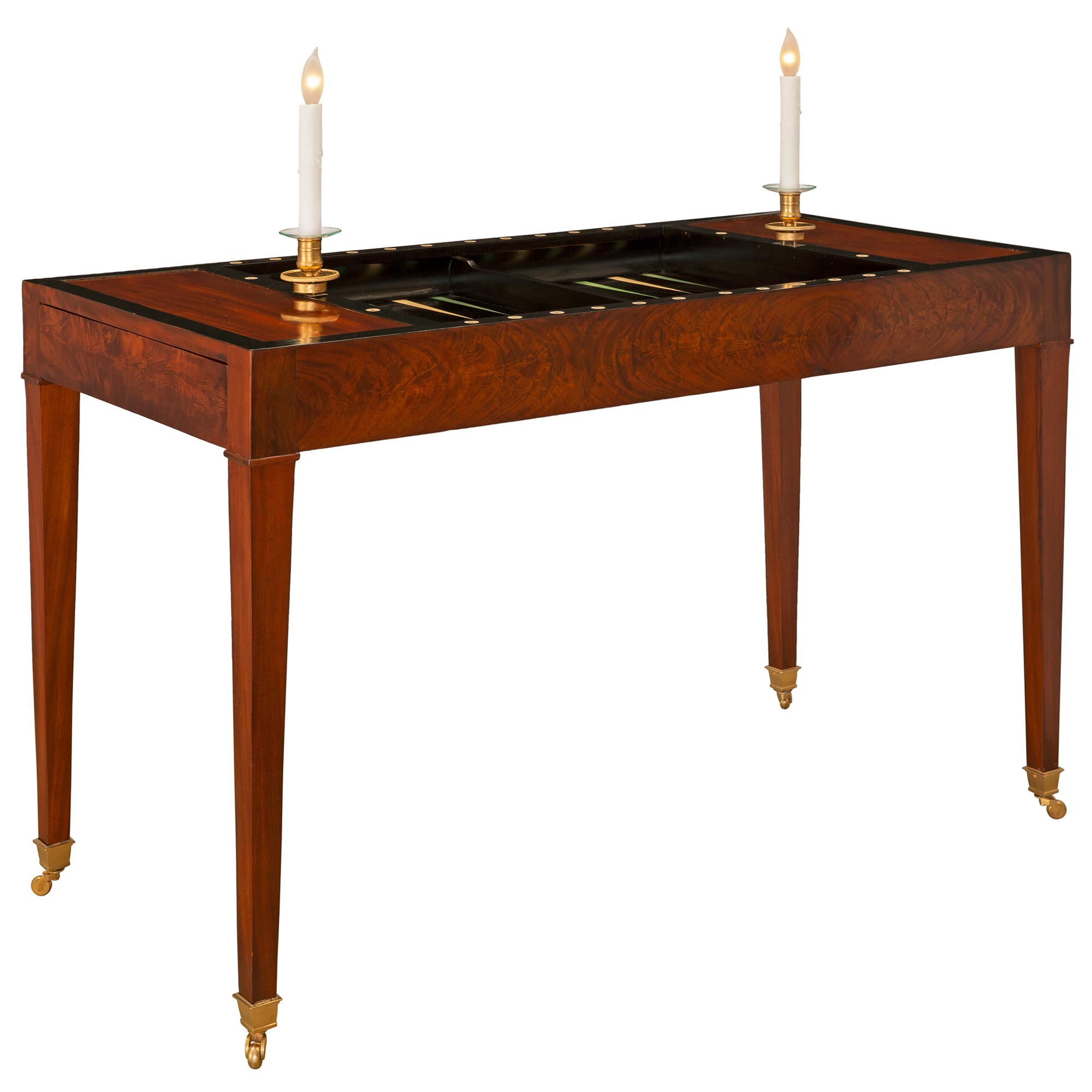 Table de jeux tric-trac d'époque Louis XVI (1774 - 1793). - Les Puces de  Paris Saint-Ouen